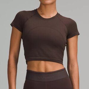 Swiftly Tech Cropped Short Sleeve 2.0
